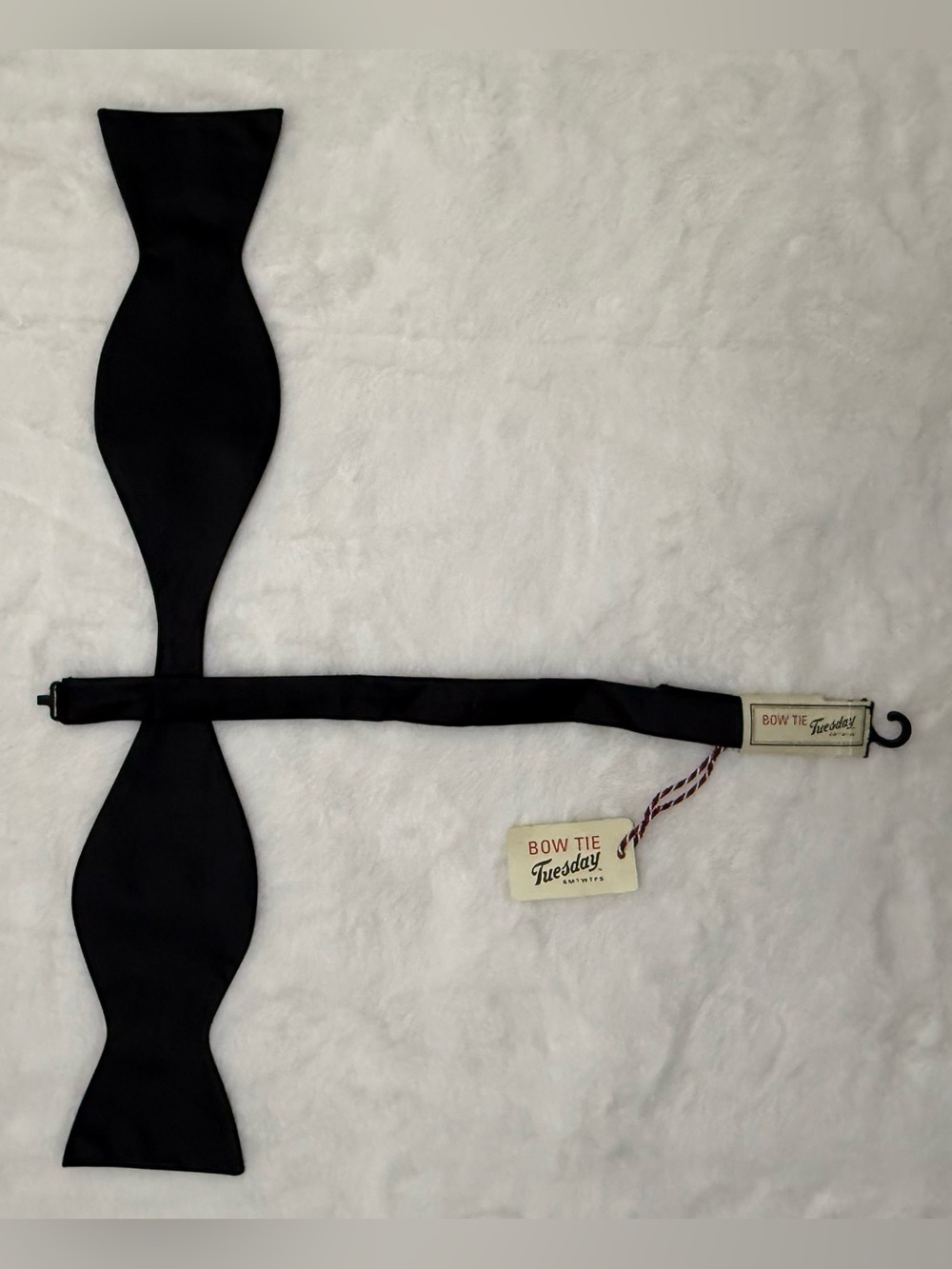 NWT Bow Tie Tuesday Men's Black Silk Bow Tie Adjustable
